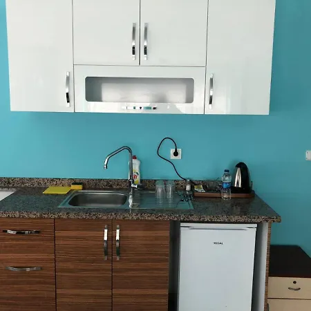 아파트호텔 Tuzla First House