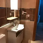 Tuzla First House Lejlighedshotel
