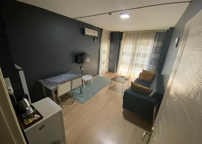 Tuzla First House 3*